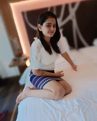 Escort Service In Vallabhipur
