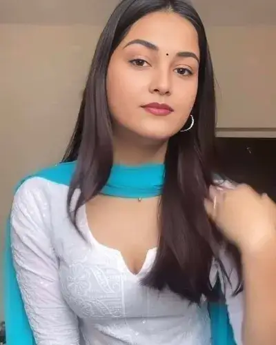 Escort In Vallabhipur